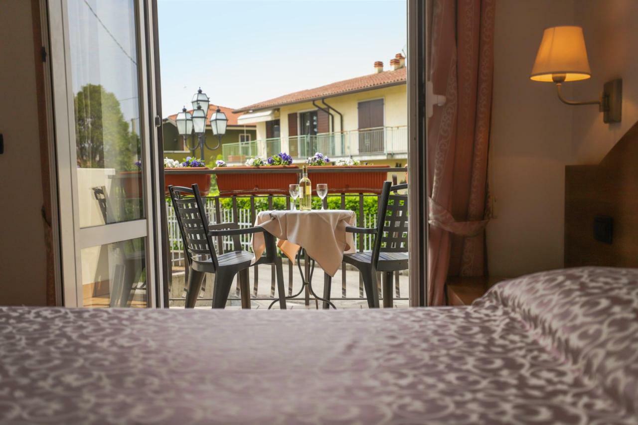 Hotel Da Roberto Лацизе Екстериор снимка
